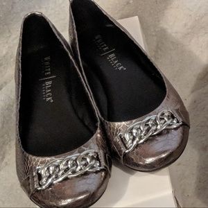 White House Black Market Flats